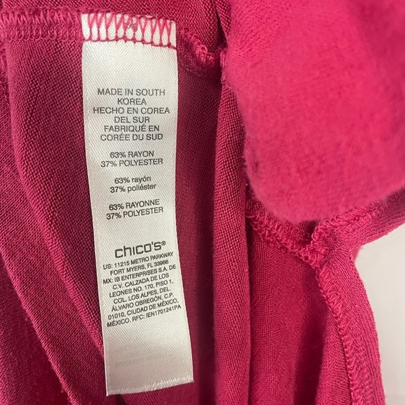 Chicos hot pink A symmetrical lightly woven blouse. Womens size medium Chicos 1 - Picture 3 of 4